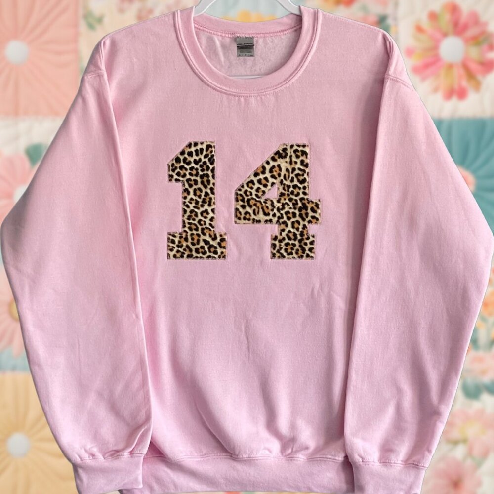 14 Patchwork Leopard Print Small Light Pink Embro… - image 1
